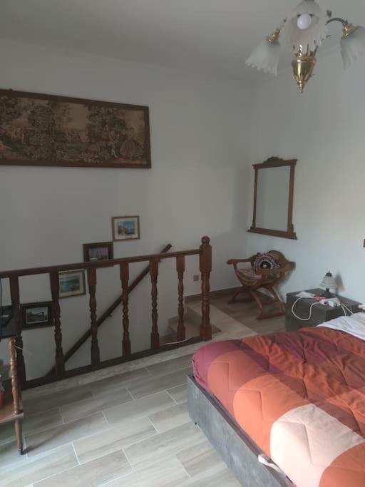 Casa In Antico Borgo Medievale A Tarano Ri, Via Giacomo Leopardi, 15 Vila Exterior foto